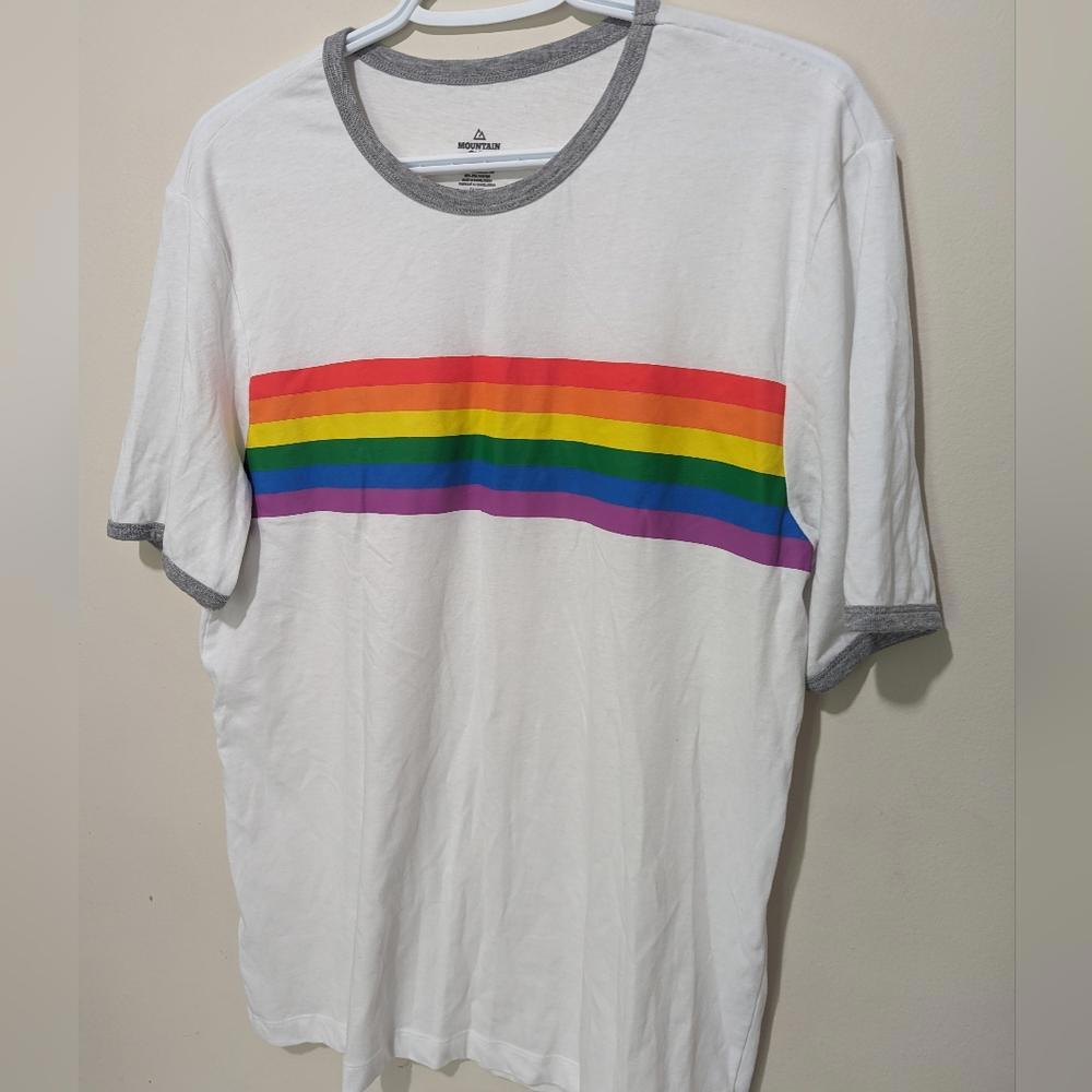 Men's Medium Mountain Ridge Pride Tee